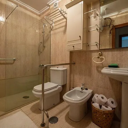 Playa De Samil Apartment